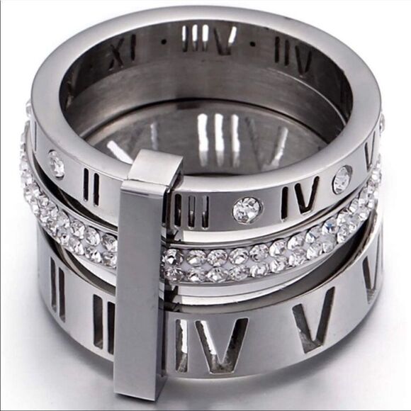 Crystal Roman Trinity Band Ring - Picture 1 of 8